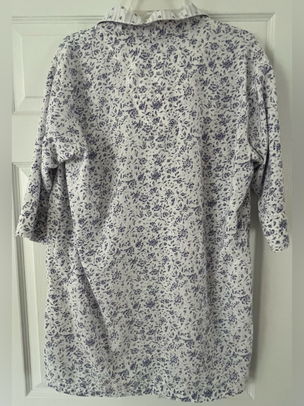 Evelyn & Crabtree Robe - Picture 4 of 4